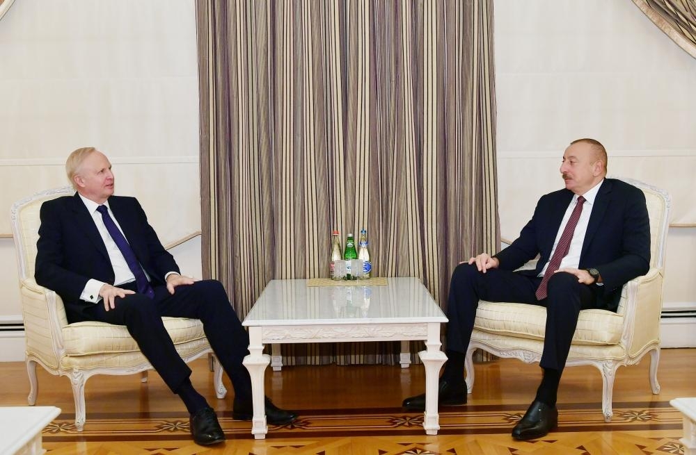 Ильхам Алиев принял генерального исполнительного директора группы BP - ФОТО