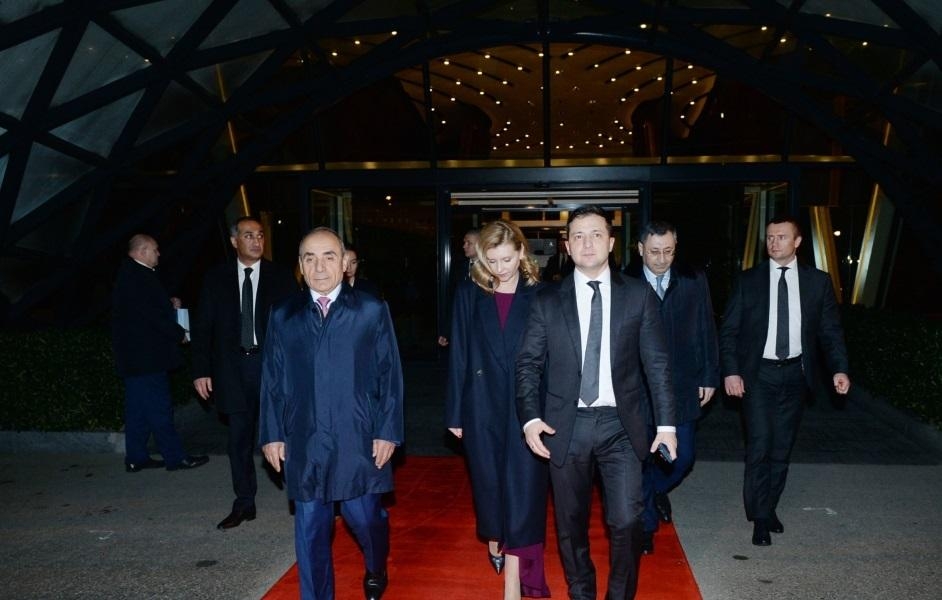 Зеленский завершил визит в Азербайджан - ФОТО