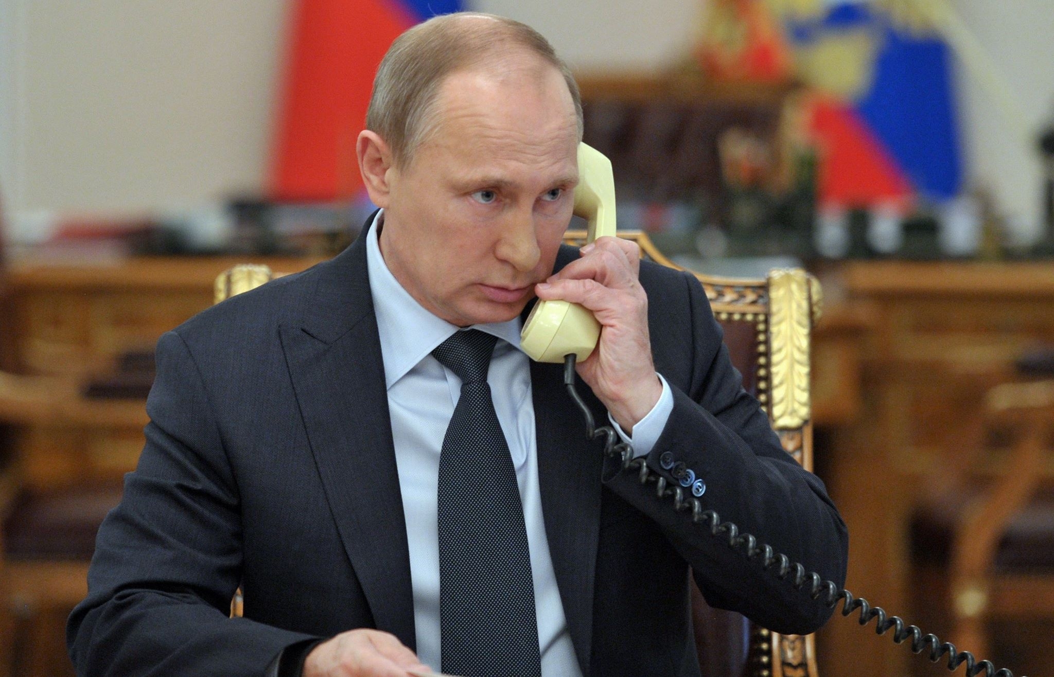 Владимир Путин позвонил Ильхаму Алиеву