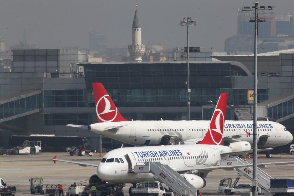 Из-за аварии в аэропорту Стамбула отменены все рейсы - ВИДЕО