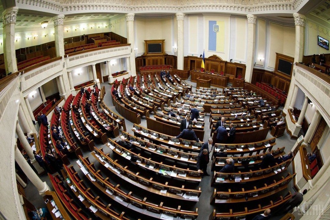 В Украине уволен глава комитета по внешней политике из-за переписки с проституткой