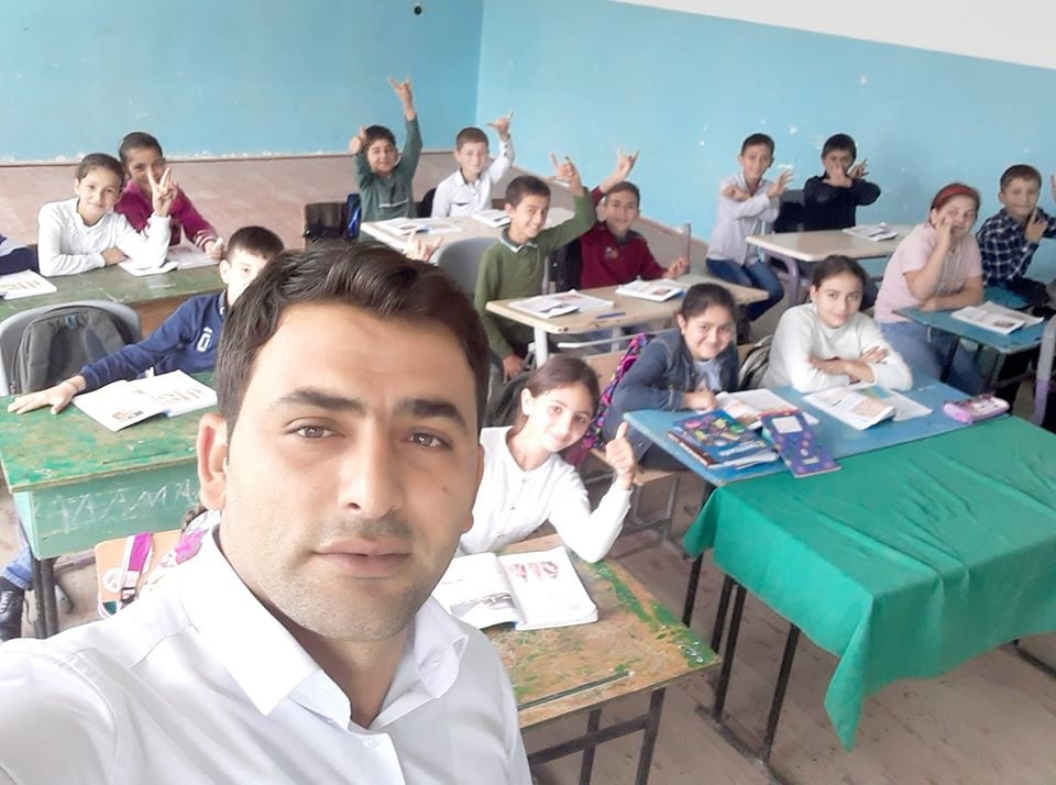 В азербайджанской школе учащиеся обучаются при -2°C: Учитель обратился к министру - ФОТО