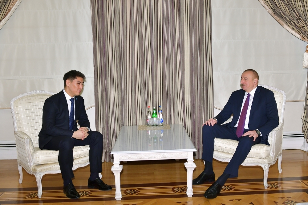 Президент Ильхам Алиев принял министра иностранных дел Кыргызстана
