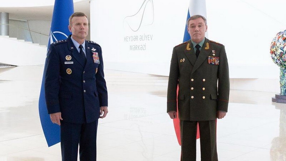 Начальник Генштаба ВС России встретился с командующим силами НАТО в Европе