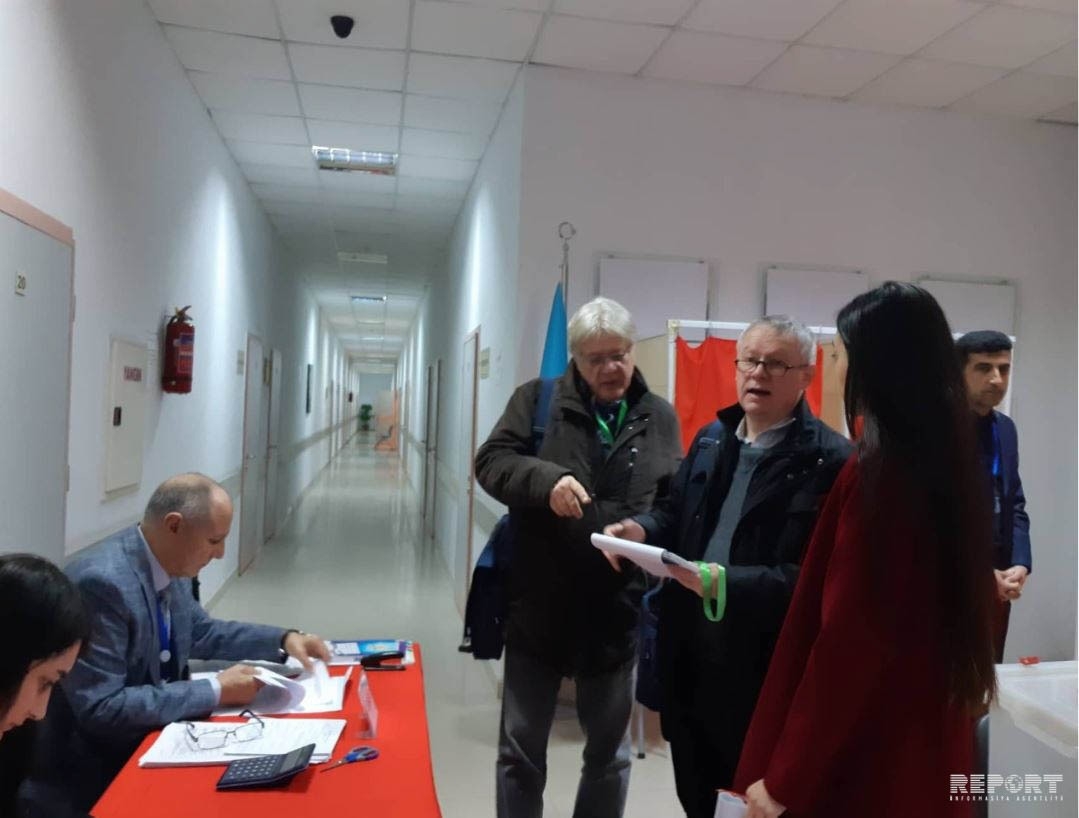 Делегация ПАСЕ начала наблюдение за выборами в Азербайджане