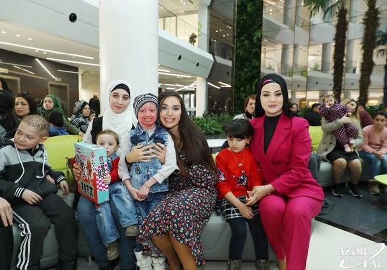 Лейла Алиева встретилась с детьми, страдающими разными заболеваниями - ФОТО