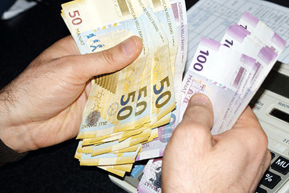 В Азербайджане минимальная заработная плата возрастет поэтапно