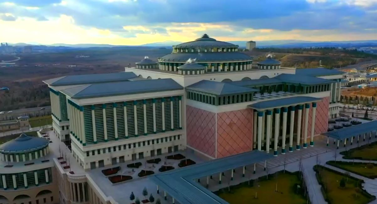 В Турции открылась самая большая библиотека исламского мира - ВИДЕО 