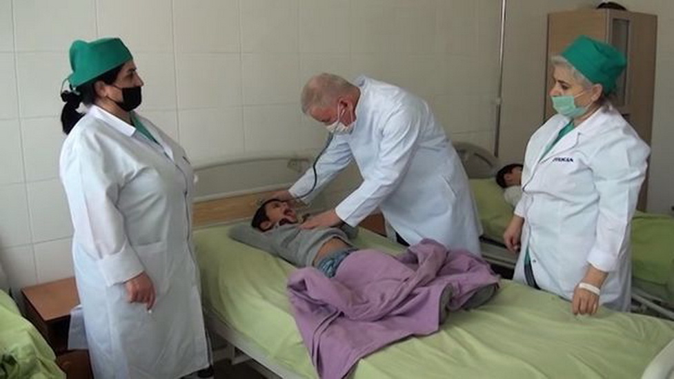 В Лянкяране госпитализированы более 30 детей? – ВИДЕО