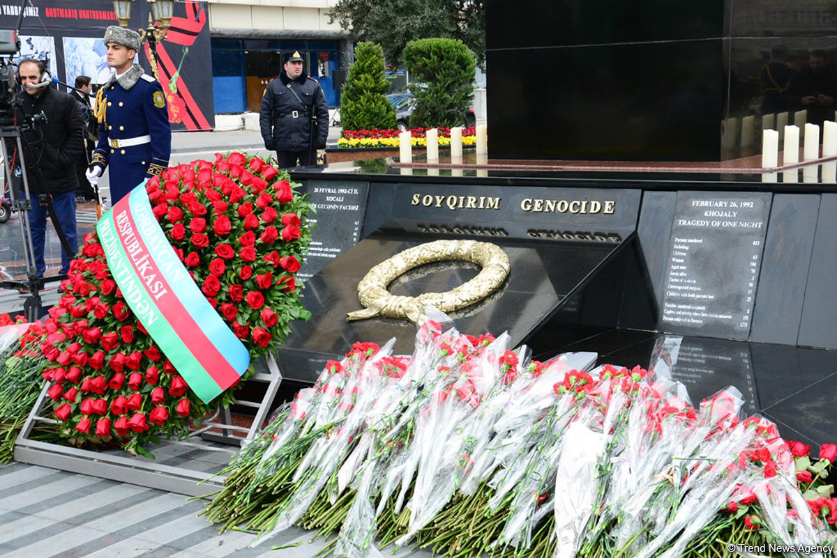 В Азербайджане минутой молчания почтили память жертв Ходжалинского геноцида