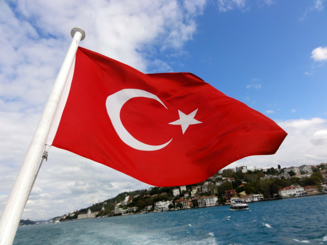 Турция вводит безвизовый режим для граждан пяти европейских стран