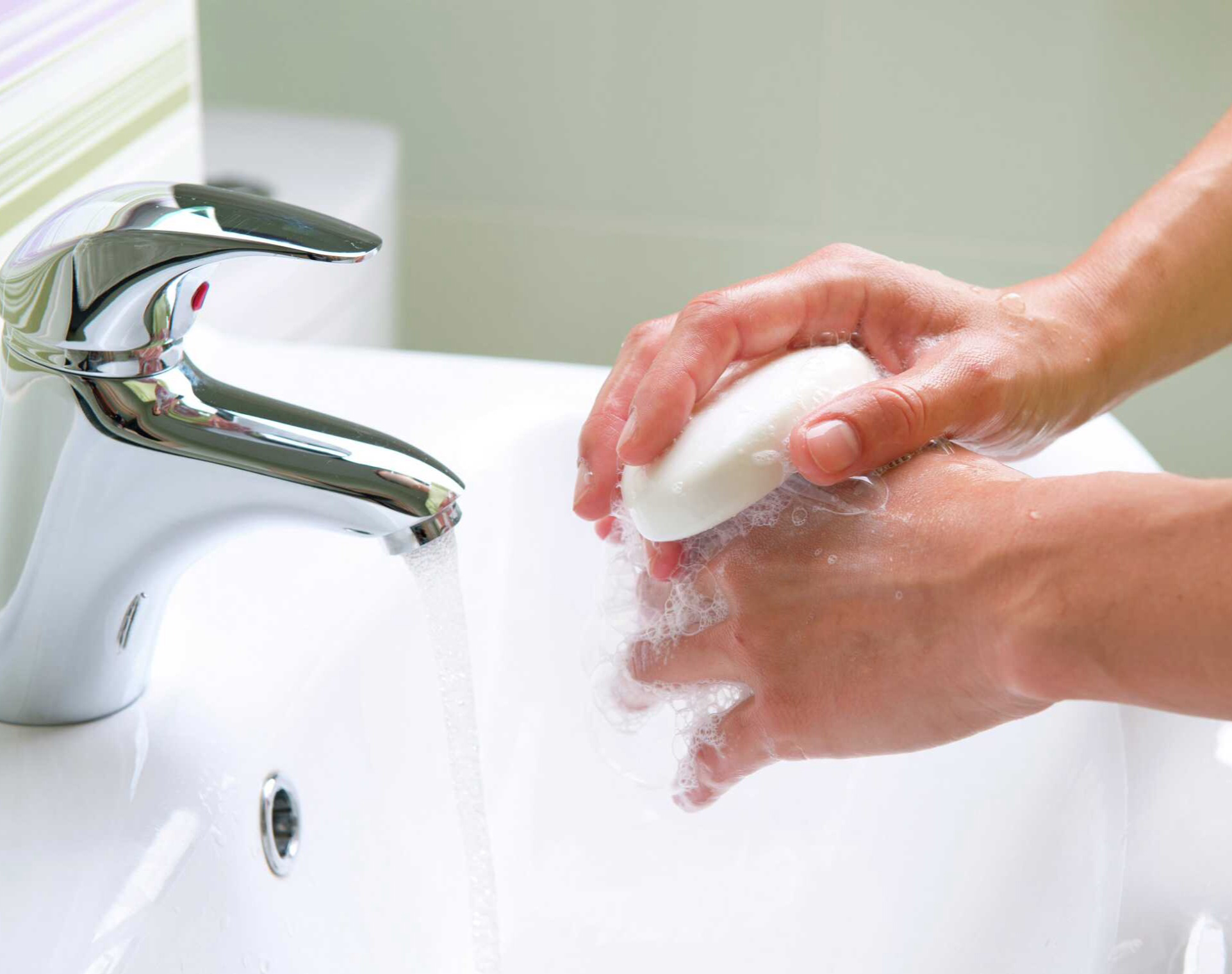 Названа опасность частого мытья рук для здоровья
