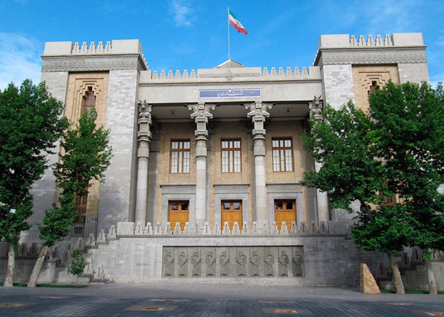 Иран поблагодарил Азербайджан за помощь в борьбе с коронавирусом