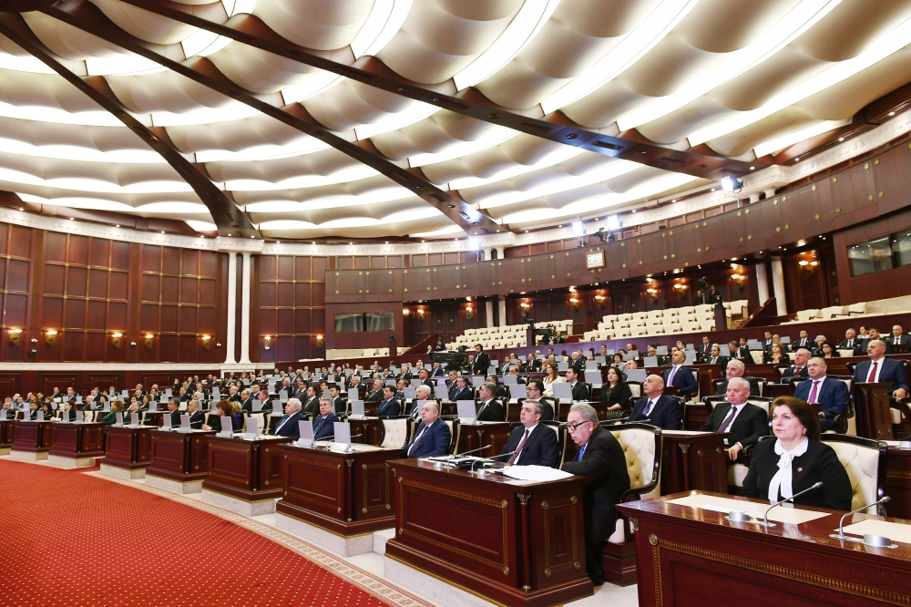 Впервые в Милли Меджлисе заседание комитета прошло в режиме онлайн