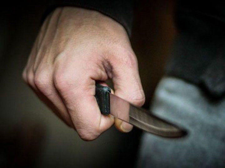В Абшероне подросток получил многочисленные ножевые ранения