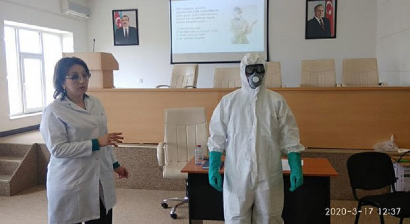 В Баку организованы тренинги для медперсонала по борьбе с коронавирусом - ФОТО
