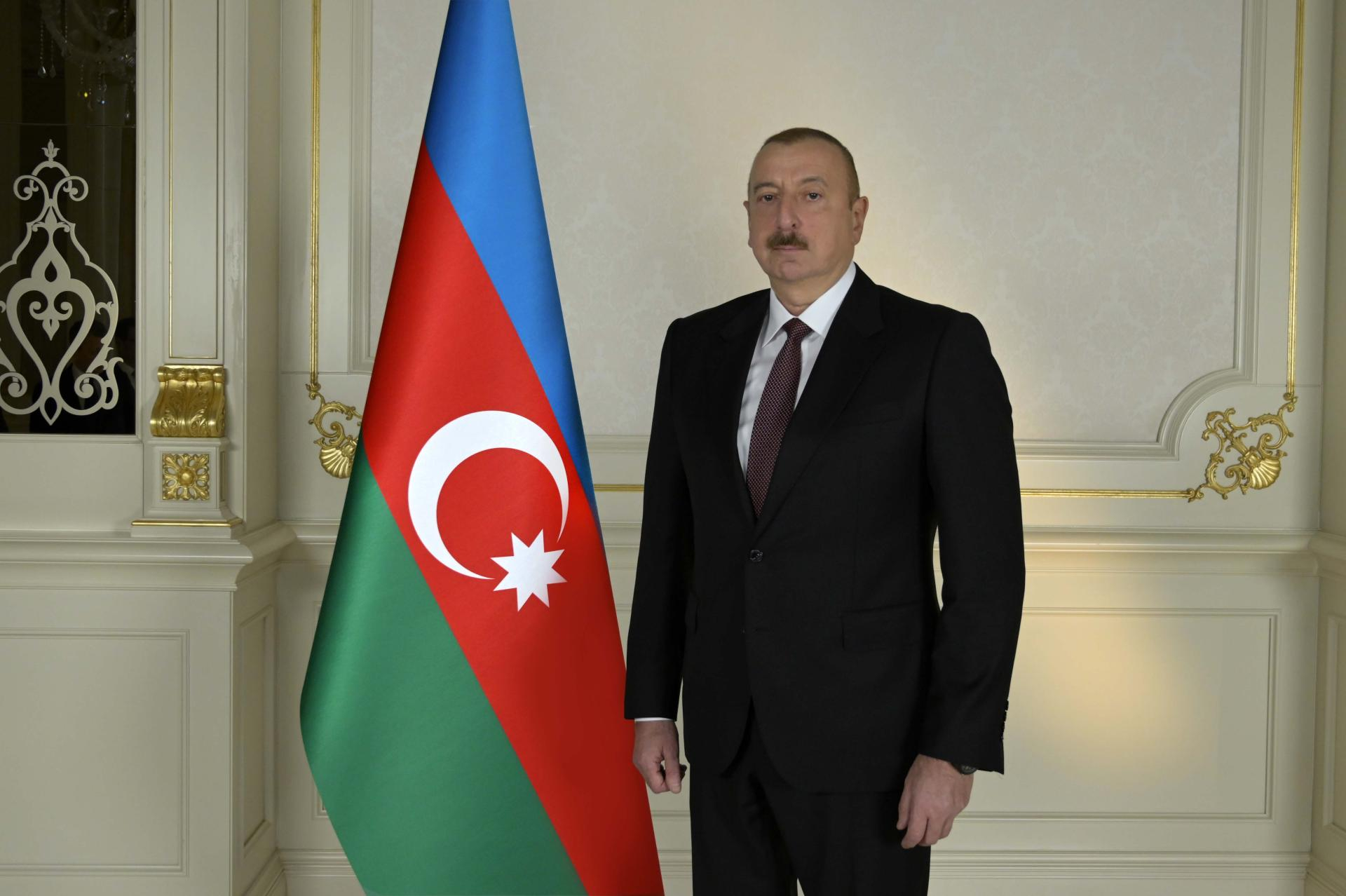 Ильхам Алиев перечислил годовую заработную плату в Фонд поддержки борьбы с коронавирусом