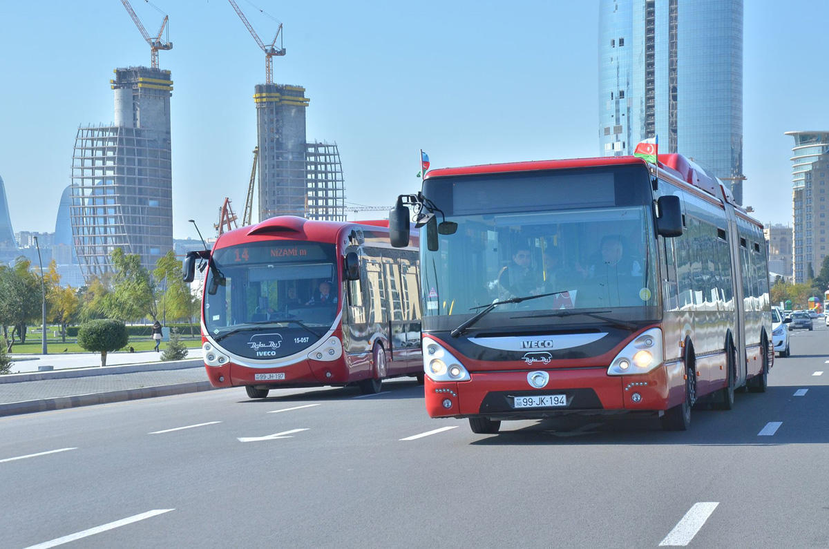 В Баку может быть полностью приостановлена работа регулярных маршрутов