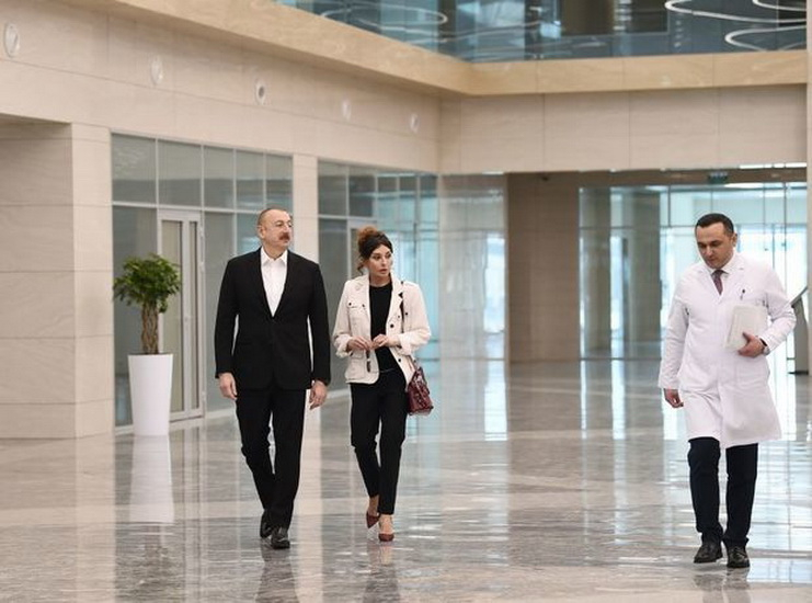 Ильхам Алиев и Мехрибан Алиева приняли участие в открытии медучреждения - ФОТО/ВИДЕО