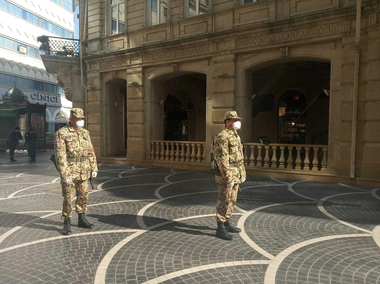 В Баку более 300 нарушителей карантинного режима привлекли к ответственности