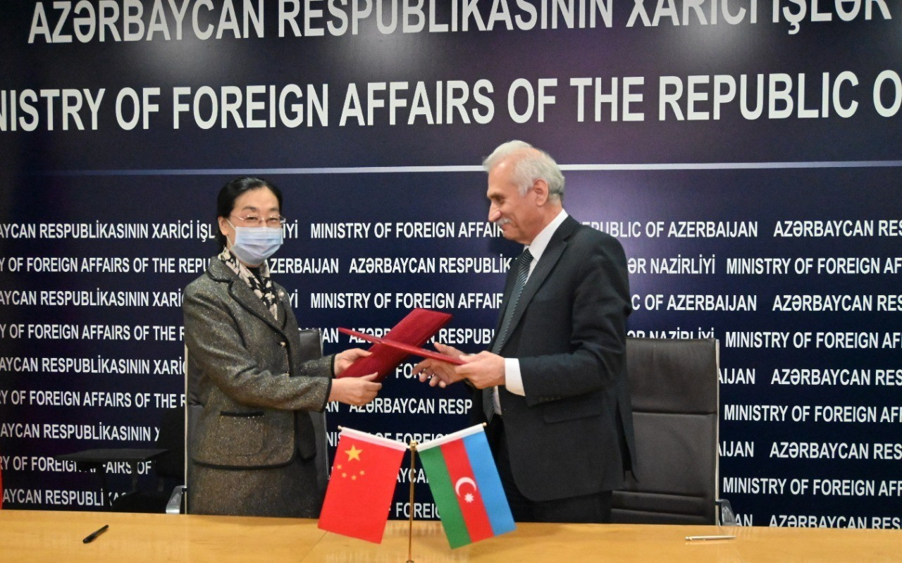 Китай подарил Азербайджану 5 000 комплектов тестов на коронавирус - ФОТО