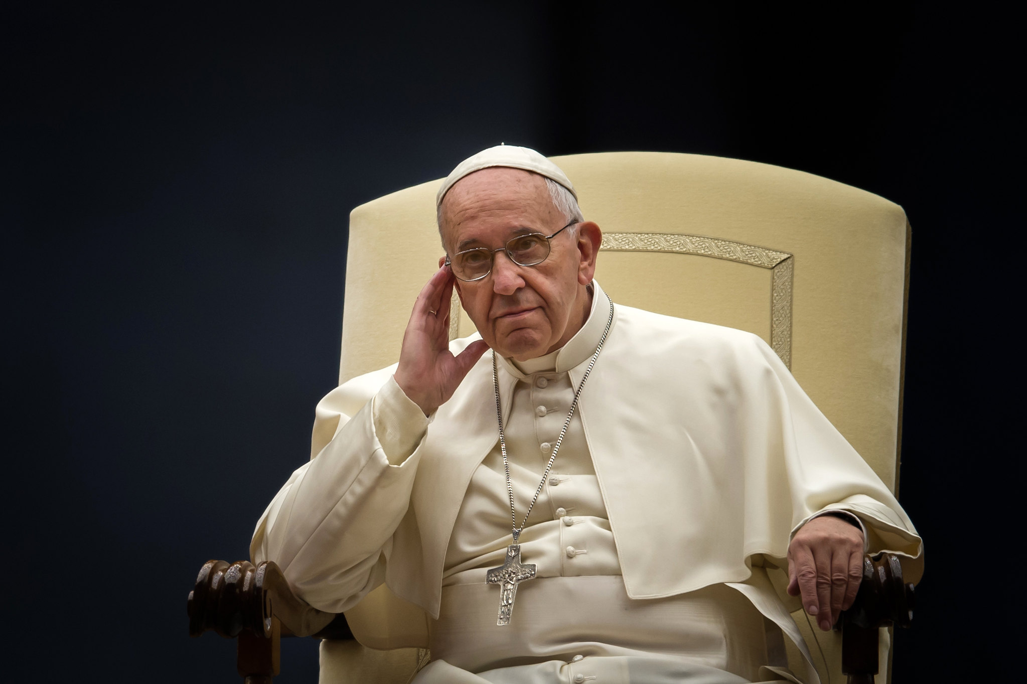Папа Римский назвал пандемию коронавируса "ответом природы" на изменение климата