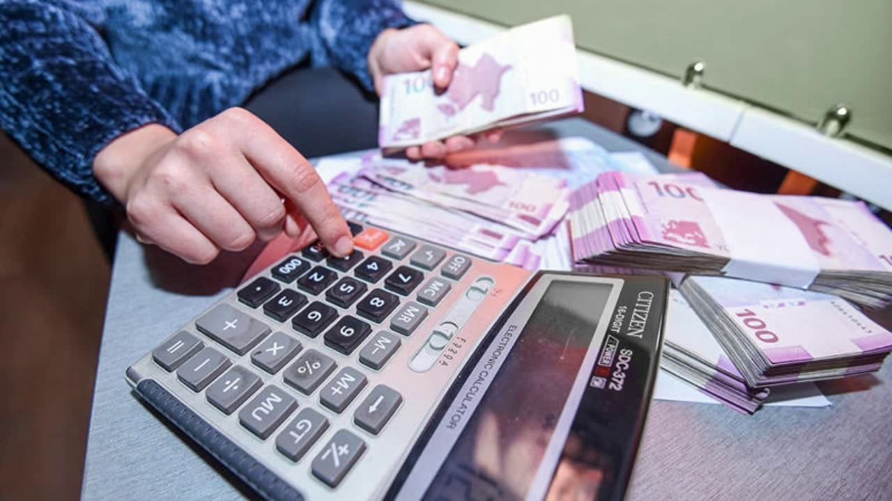 В Азербайджане ожидается замораживание кредитных долгов