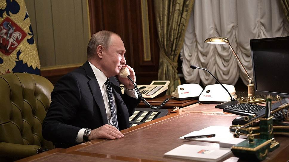 Песков рассказал о специальном телефоне Путина