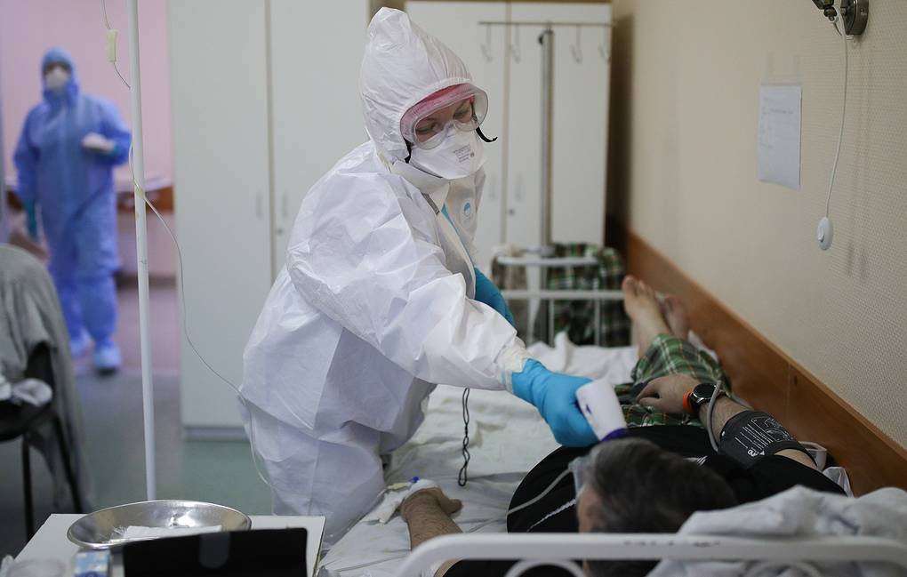 Российский академик назвал срок завершения пандемии коронавируса