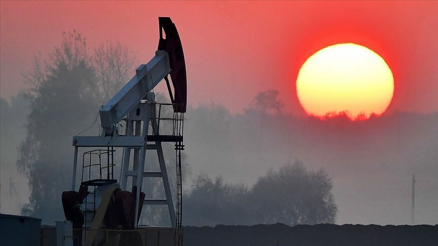 Цены на нефть начали резко падать