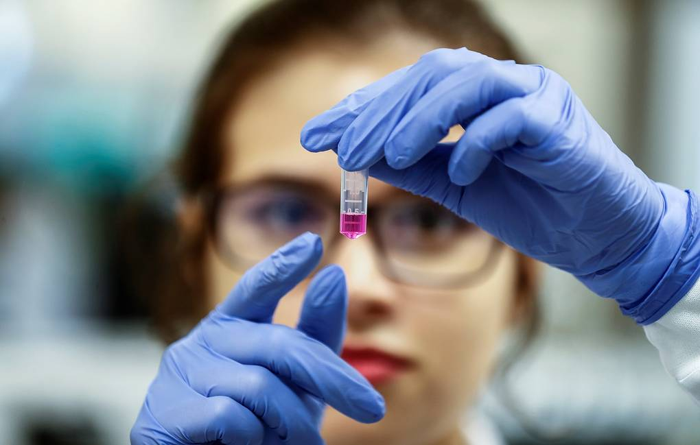 США намерены создать вакцину от коронавируса к январю 2021 года