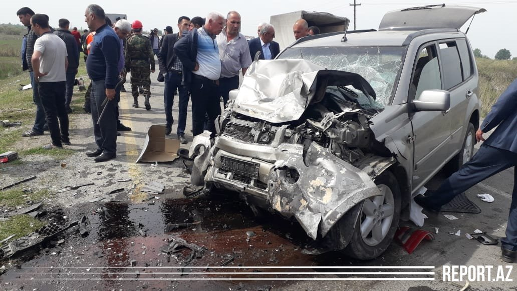 Страшное ДТП в Азербайджане: погибли 4 человека - ВИДЕО