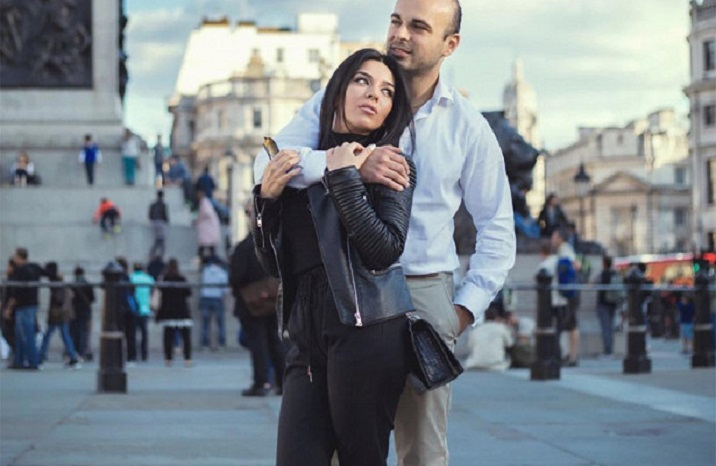 Азербайджанская певица рассказала о трудной жизни в Лондоне - ФОТО