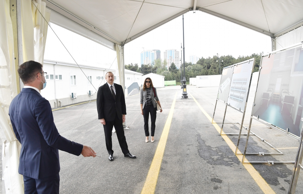 Ильхам Алиев и Мехрибан Алиева на открытии первого больничного комплекса модульного типа - ВИДЕО