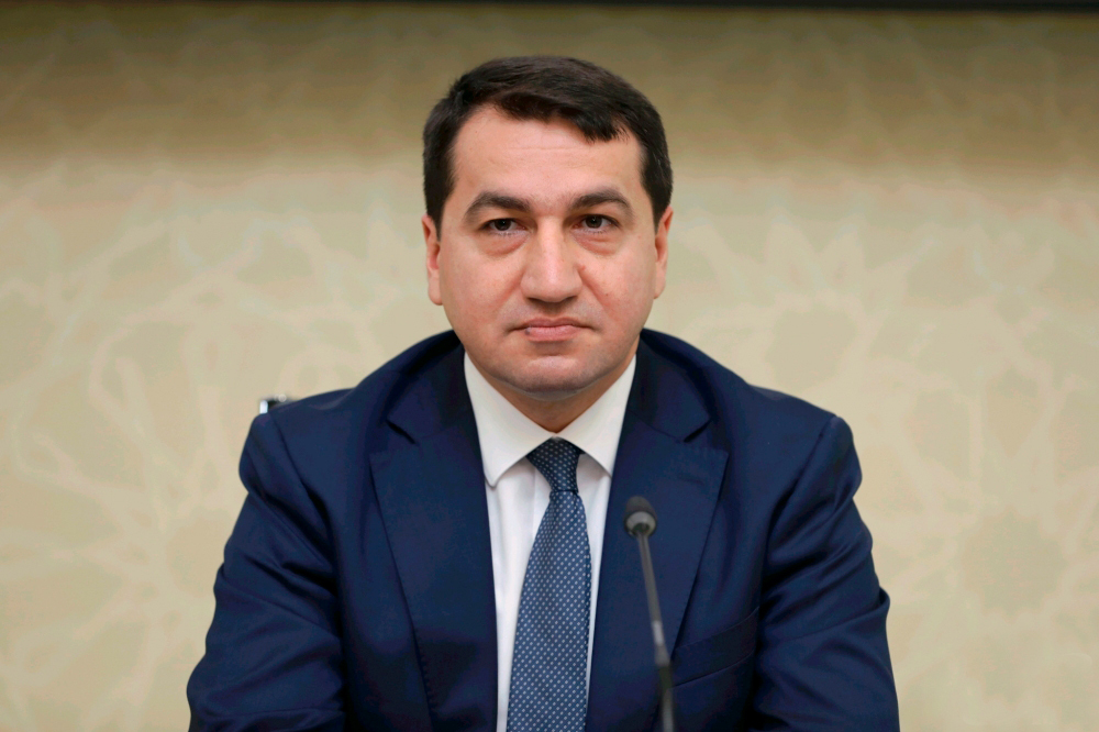 Хикмет Гаджиев: Собираться на границе – не выход для желающих вернуться в Азербайджан