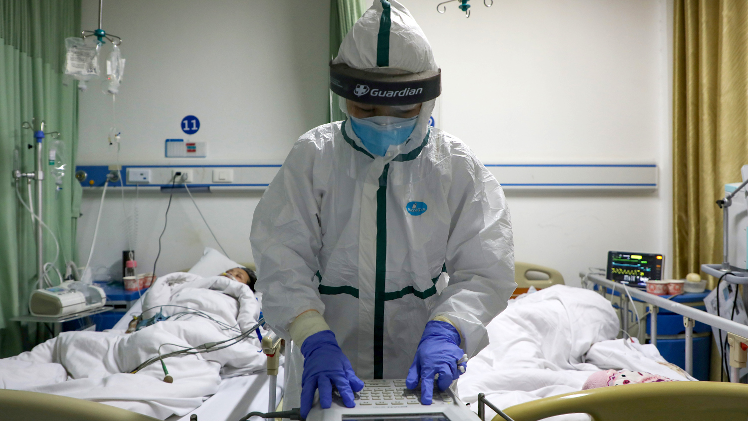 В Китае новая волна коронавируса: 127 случаев инфицирования
