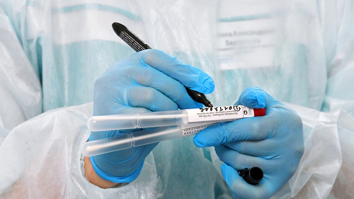 За сутки в России выявлено 8915 новых случаев коронавируса