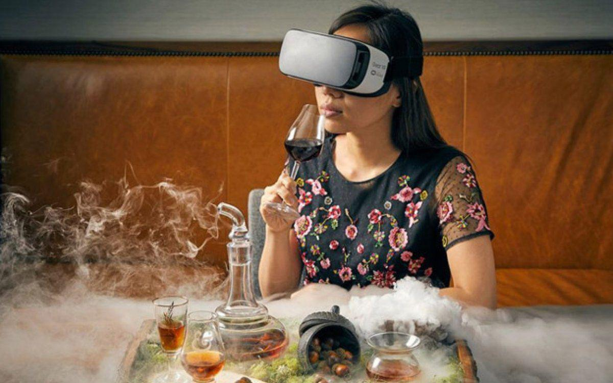 Ученые создали устройство, которое передает вкус виртуальной еды - ВИДЕО