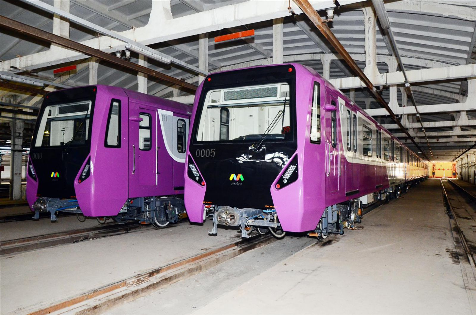 В Баку отправлены новые поезда метро российского производства
