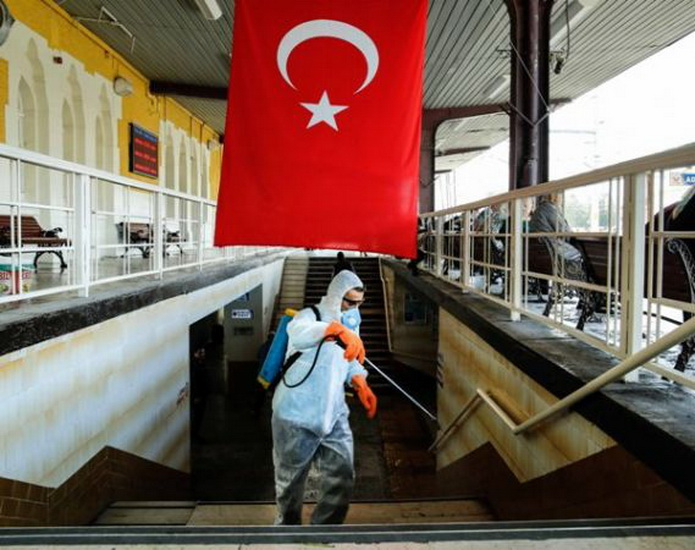 За сутки в Турции от коронавируса скончались 22 человека