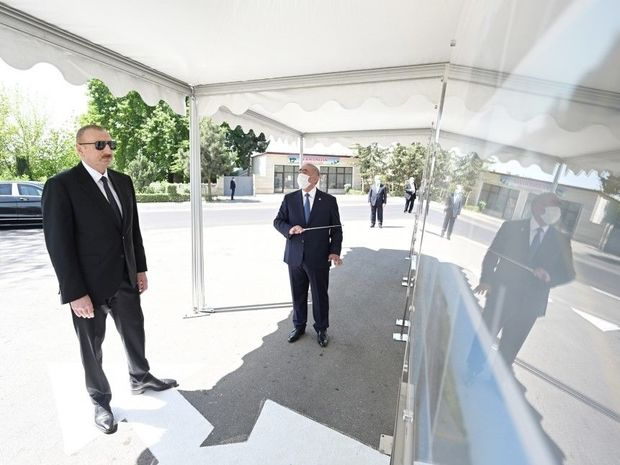 Президент Ильхам Алиев на открытии после реконструкции дороги в Тертерском районе - ФОТО