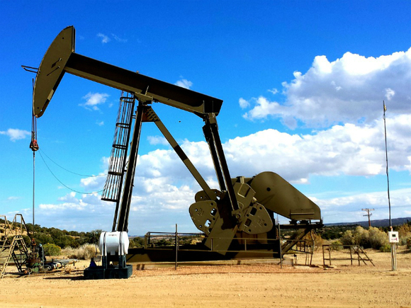 Цена на нефть Brent поднялась выше $42 за баррель