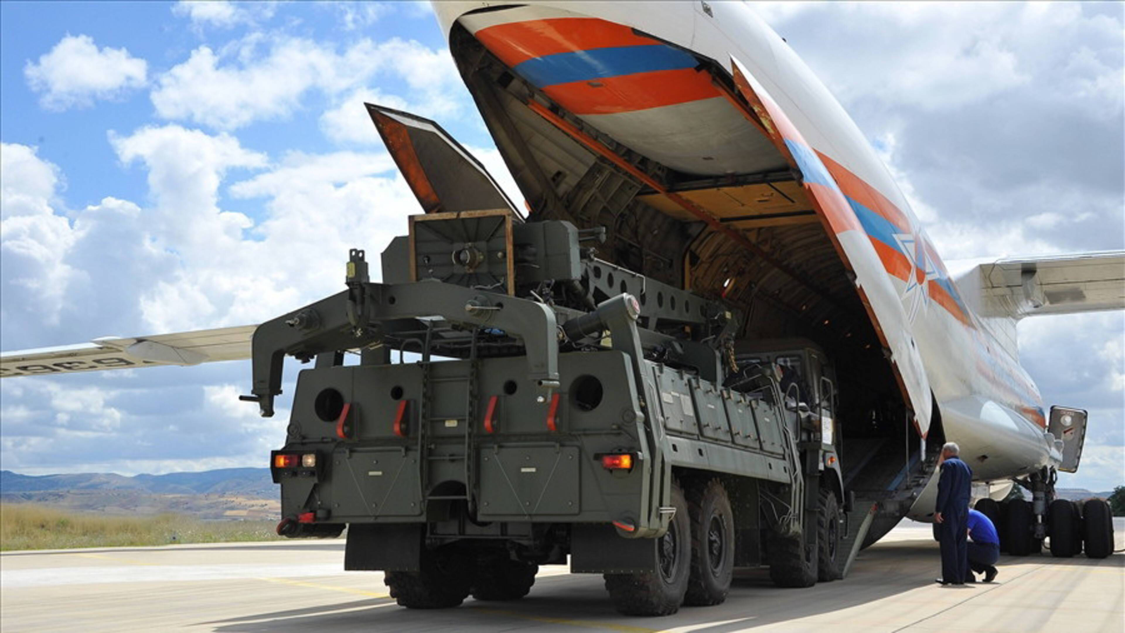 Россия и Турция достигли согласия по поставке второго комплекта С-400
