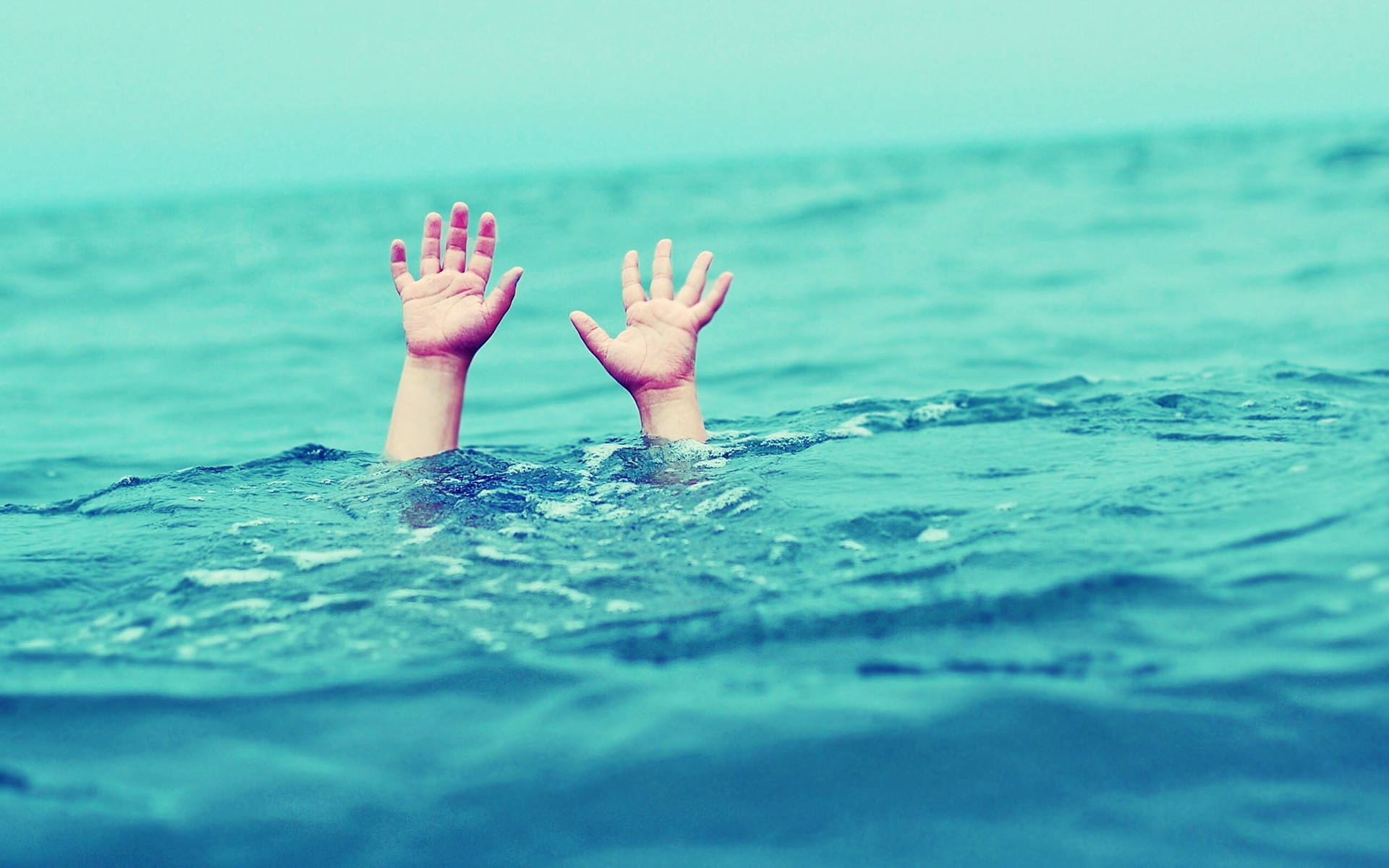 Два человека утонули в реке Кура