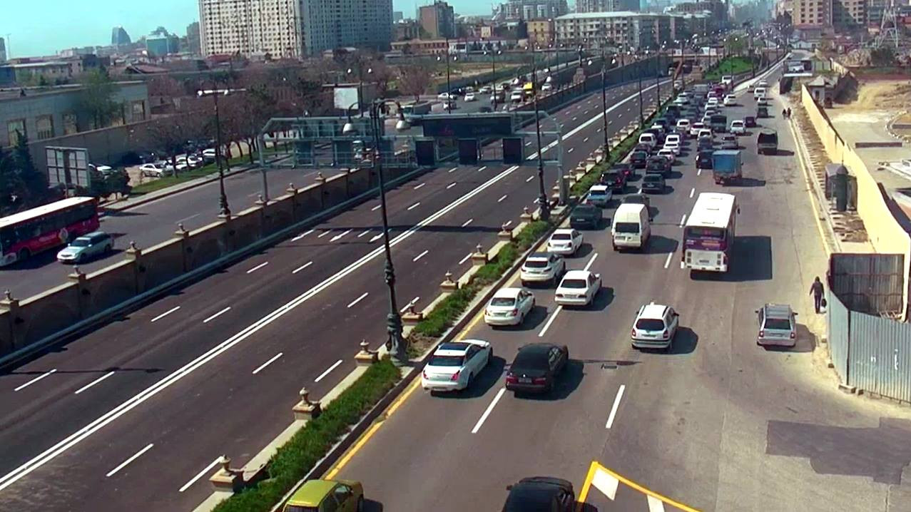 ДТП на проспекте Гейдара Алиева, образовался затор