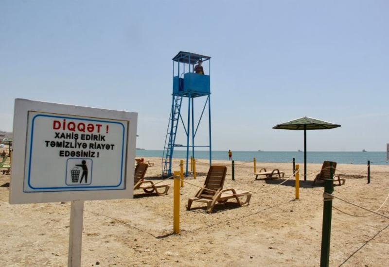 В Баку открылся образцовый общественный пляж - ФОТО