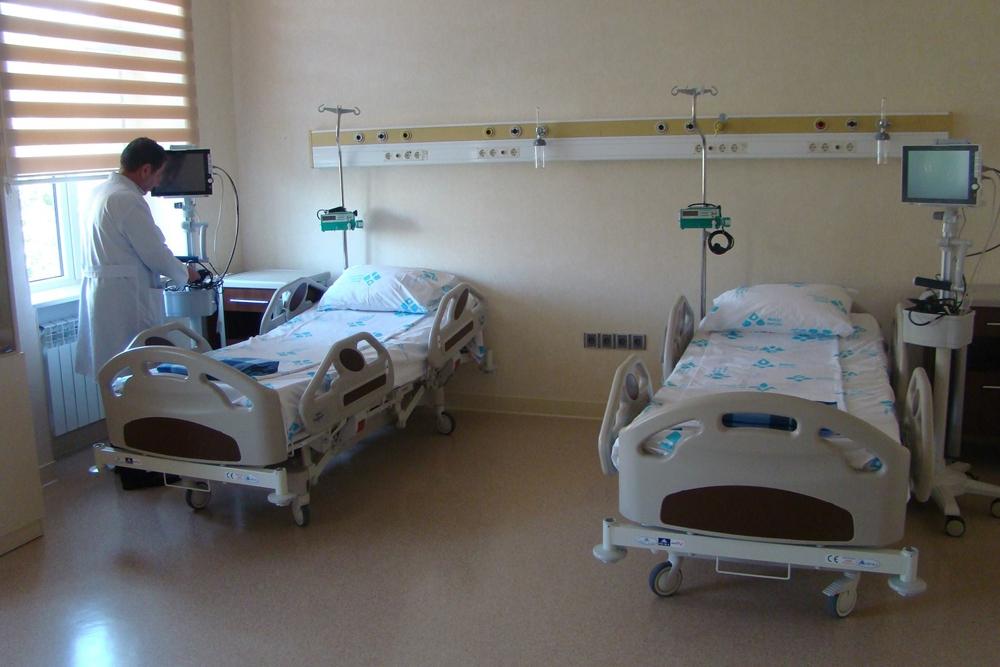 Еще две больницы в Азербайджане стали пандемическими