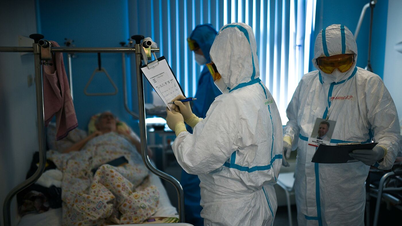 В России выявили минимум новых случаев заражения коронавирусом с конца апреля