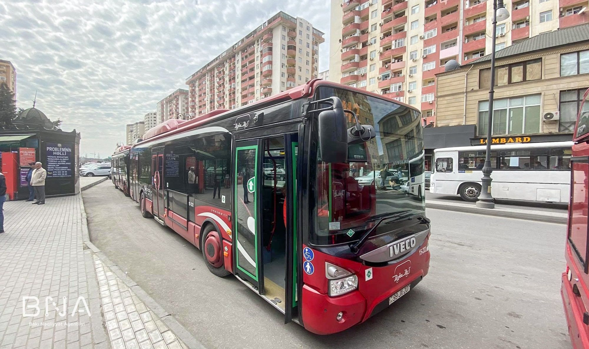 В Баку возобновилась работа экспресс-автобусов - ФОТО
