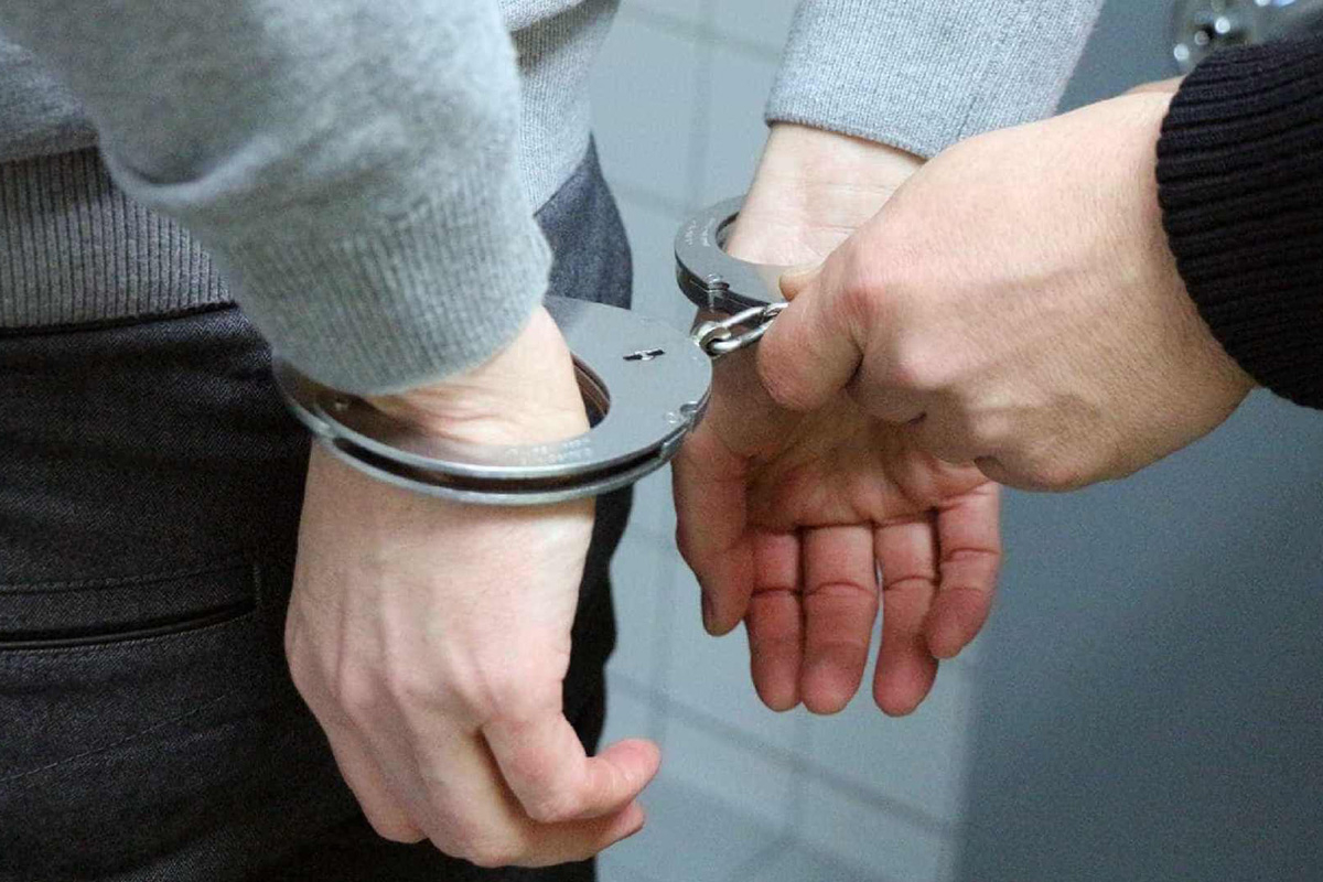 В Баку задержан мужчина, проявивший неуважение к военнослужащему - ВИДЕО